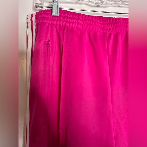 Adidas women’s  Pink Track Pants. Size Large. NWT - Picture 4 of 9